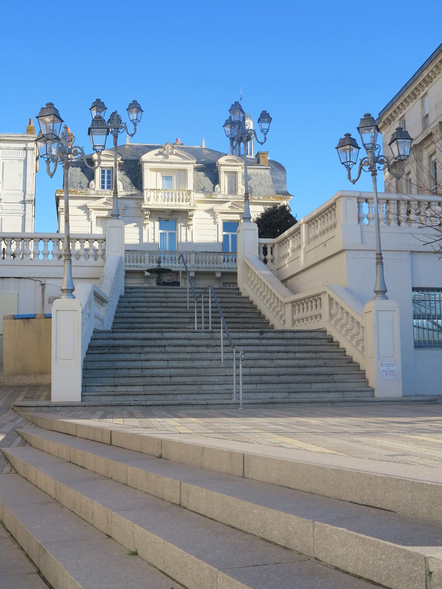Les Sables d'Olonne tweet media