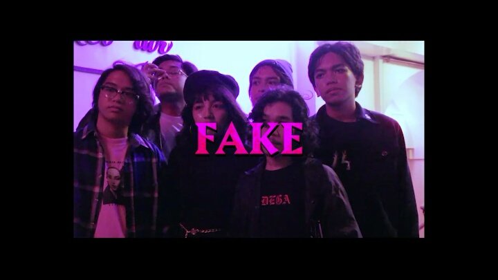 thefakezine's tweet photo. Our Facebook page is now up! Like and follow us to see the full BTS video of @idioterne_inc #FAKE00 #GANGSOFMANILA ☄ https://t.co/Ex141rFwCw