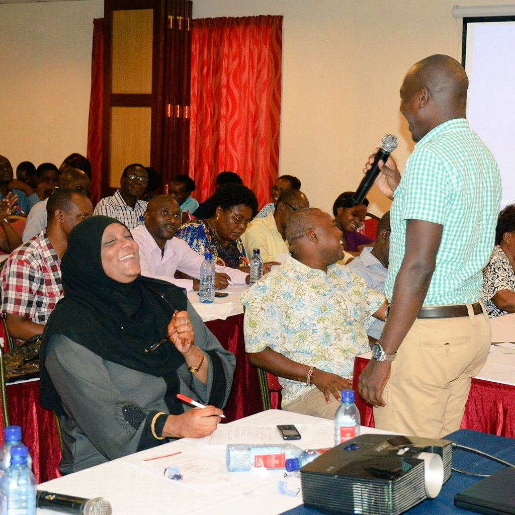 TeamsThatWinLtd's tweet image. Not all jokes work. Know your audience. #TransformationalTalks