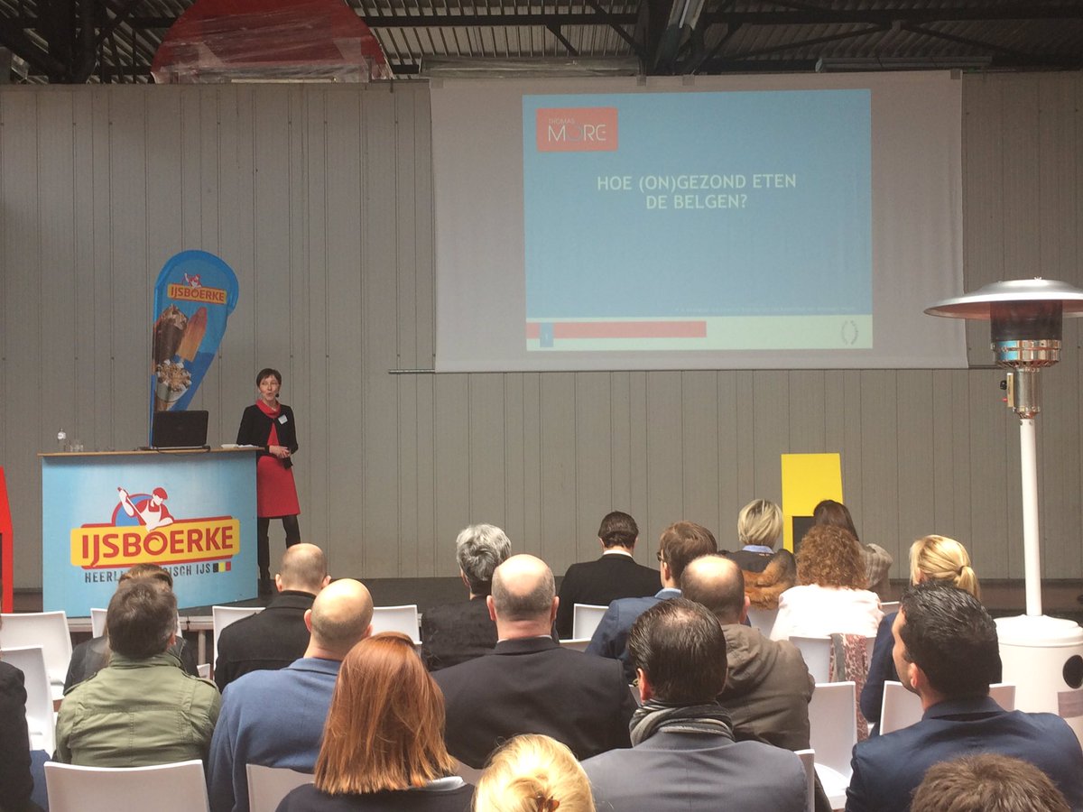 Veerle Huysmans, docente voedings- en dieetkunde <a href="/ThomasMoreBE/">Thomas More-hogeschool</a> , presenteert: Hoe (on)gezond eten de Belgen? Persmoment  <a href="/IJsboerke/">IJsboerke</a> #Tielen