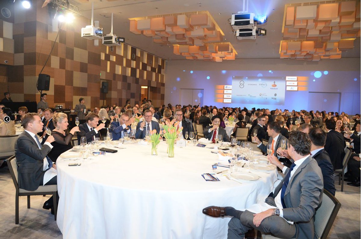 NLinSingapore's tweet photo. TB to the Winsemius Awards Gala for #innovation &amp; #sustainability organized by @DutchCham! Congrats to the winners! https://t.co/50bJYcyzH3 https://t.co/iAjolJ22py