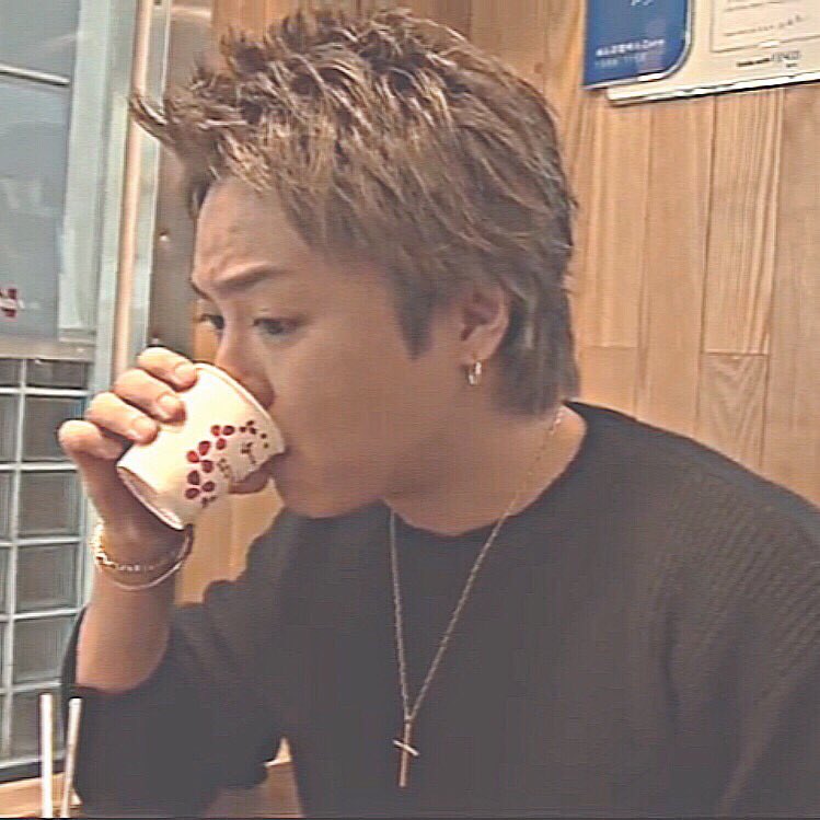 yuzuki_takahiro's tweet photo. 2017年12月8日が敬浩の誕生日ということで第2弾っ!💚 誕生日企画～！やらしてもらいます！😭♡ 1208RTか12008RT頑張ります！💜💙 絶対成功させたいです。よろしくお願いします！

#RTした人全員フォローする 
#祝ってくれる人RT 
#敬浩fam
#LDHfam https://t.co/DuveNSJJFQ
