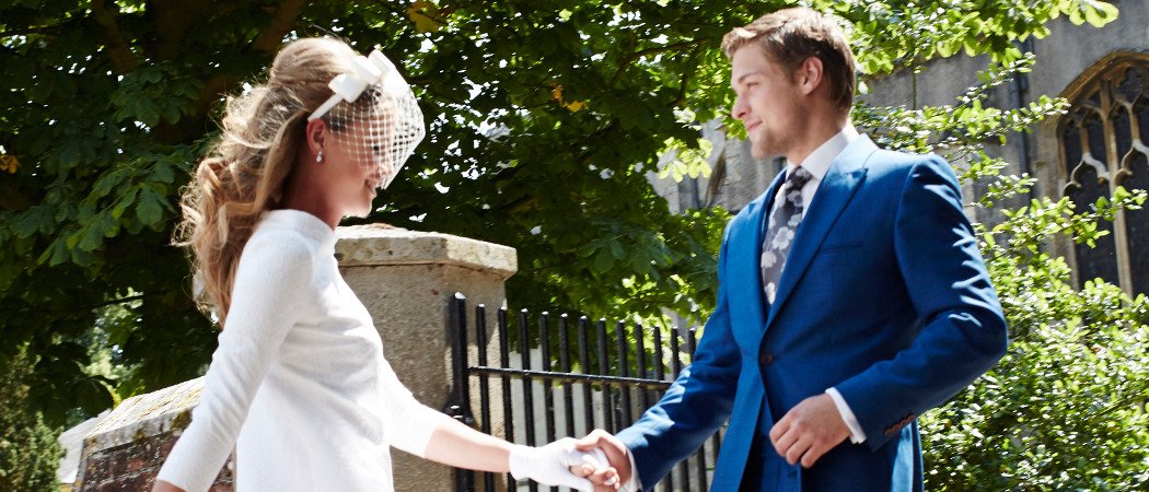 17 easy-peasy ways to make your #wedding planning less stressful: ow.ly/XBzR30a9LUB