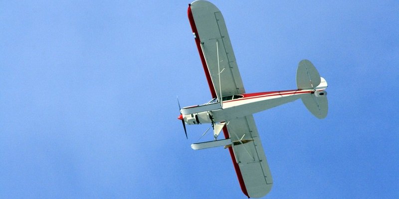 75 year old Ronny proves it's never too late as he studies for his pilot licence! #FridayFeeling <a href="/carehome_co_uk/">carehome.co.uk</a> carehome.co.uk/news/article.c…