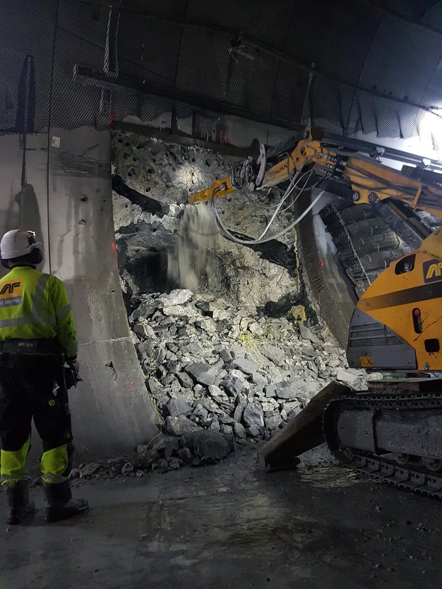 #Brokk #crosspassage #rocksplitter #DardaC20 #hardrock #0%vibration