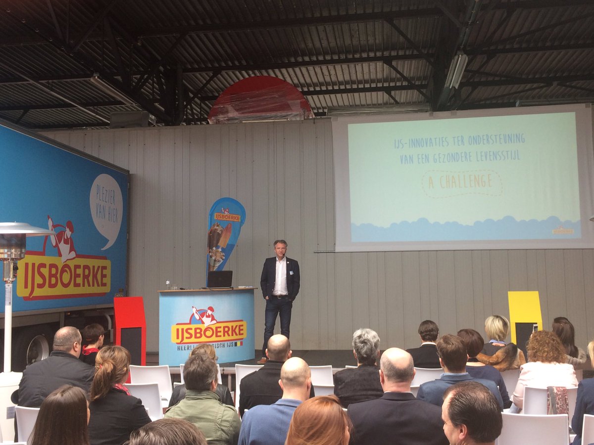 CEO <a href="/Peter_Jnssn/">Peter Janssen</a> presenteert <a href="/IJsboerke/">IJsboerke</a> ijsinnovaties ter ondersteuning van een gezondere levensstijl. Persmoment <a href="/IJsboerke/">IJsboerke</a> #pleziervanhier