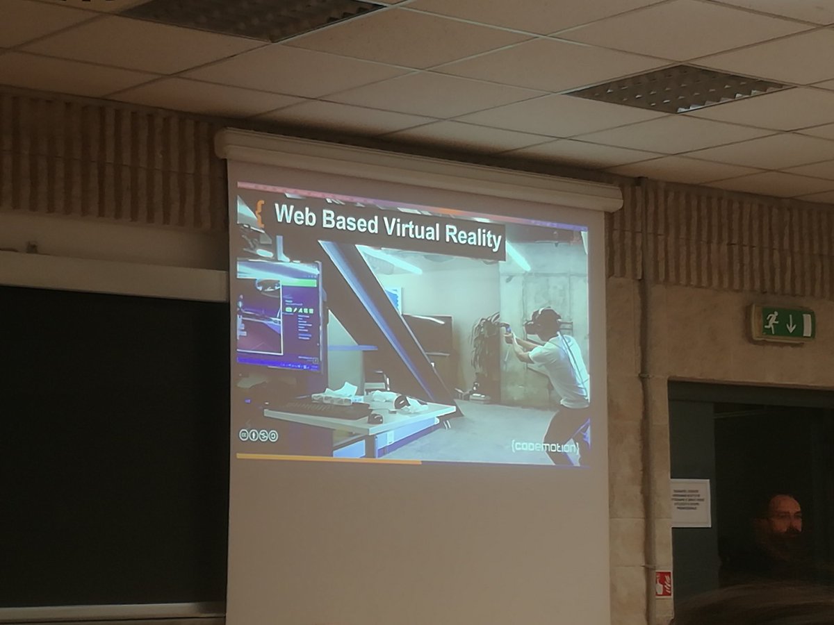 brillanteNA's tweet photo. #Web based #VirtualReality @CodemotionIT #Codemotion @BarboniGabriele @EmilioSpatola https://t.co/iU7gKG44Oj