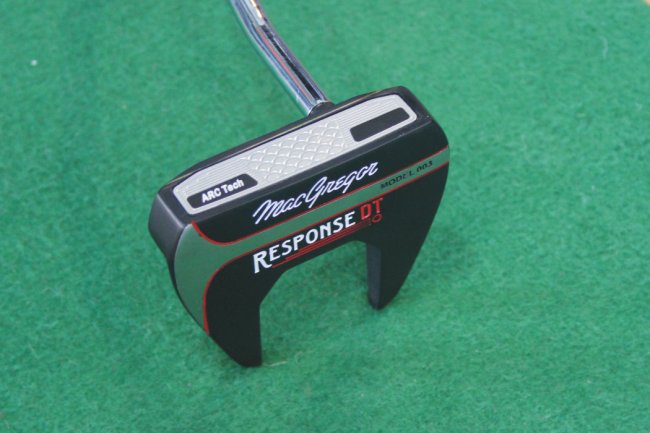 PowerhouseGolf's tweet photo. Benefit from improved roll & distance control with the ARC Tech face milling on the @MacGregorGolfUK Response DT 3 putter! #MacGregorGolf https://t.co/ZVsNkD9LI2