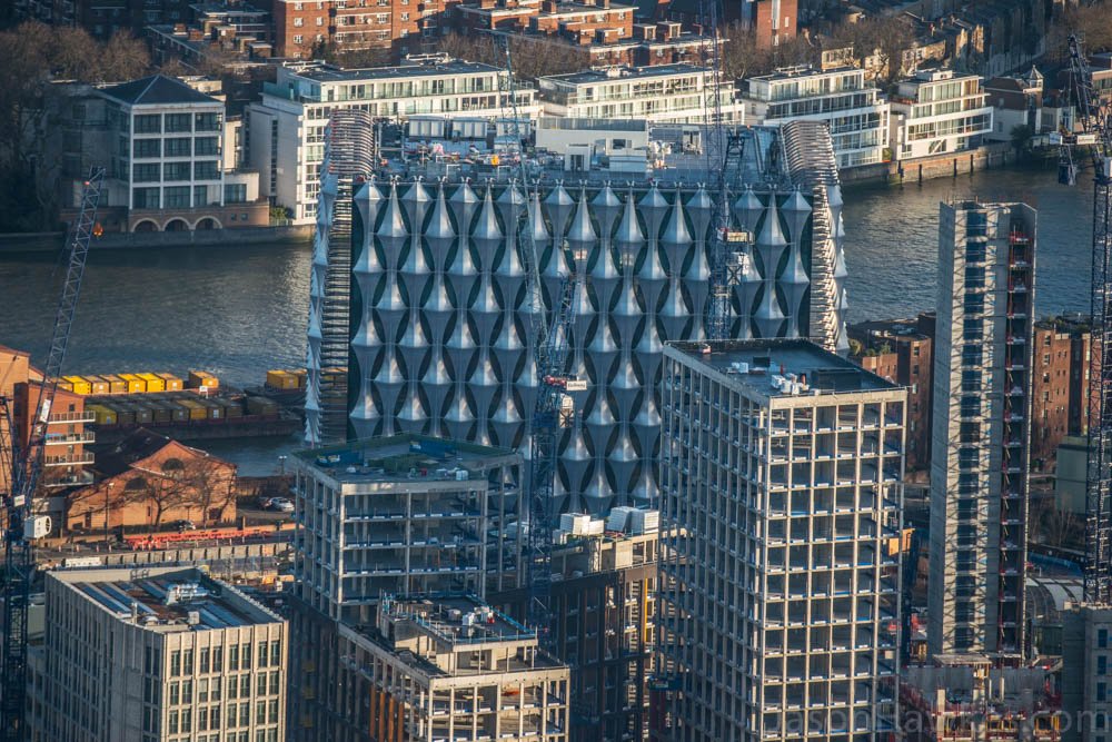 jasonhawkesphot's tweet photo. Latest views over @NineElmsTeam, @BatterseaPwrStn , @USAinUK , #London @CNplus https://t.co/vhuNfaDEwm