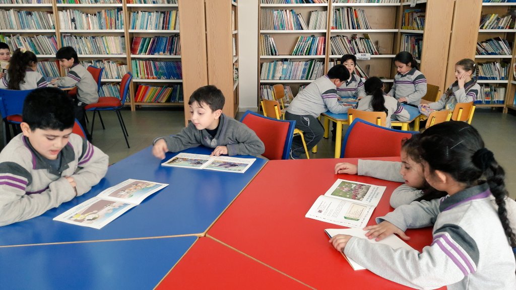 FarahKobrosli's tweet photo. "Everyone is a reader, some haven't found their favorite book yet". #ThursdayRituals  #LibraryVisits @DawhaHighSchool https://t.co/z6h91dPzEh