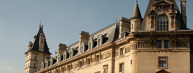 NewsHerez's tweet photo. #Herez Loi #Malraux : un dispositif à redécouvrir avec la nouvelle loi de #finances #2017 https://t.co/fTbc7AUXtt https://t.co/lMGp1wjrGZ