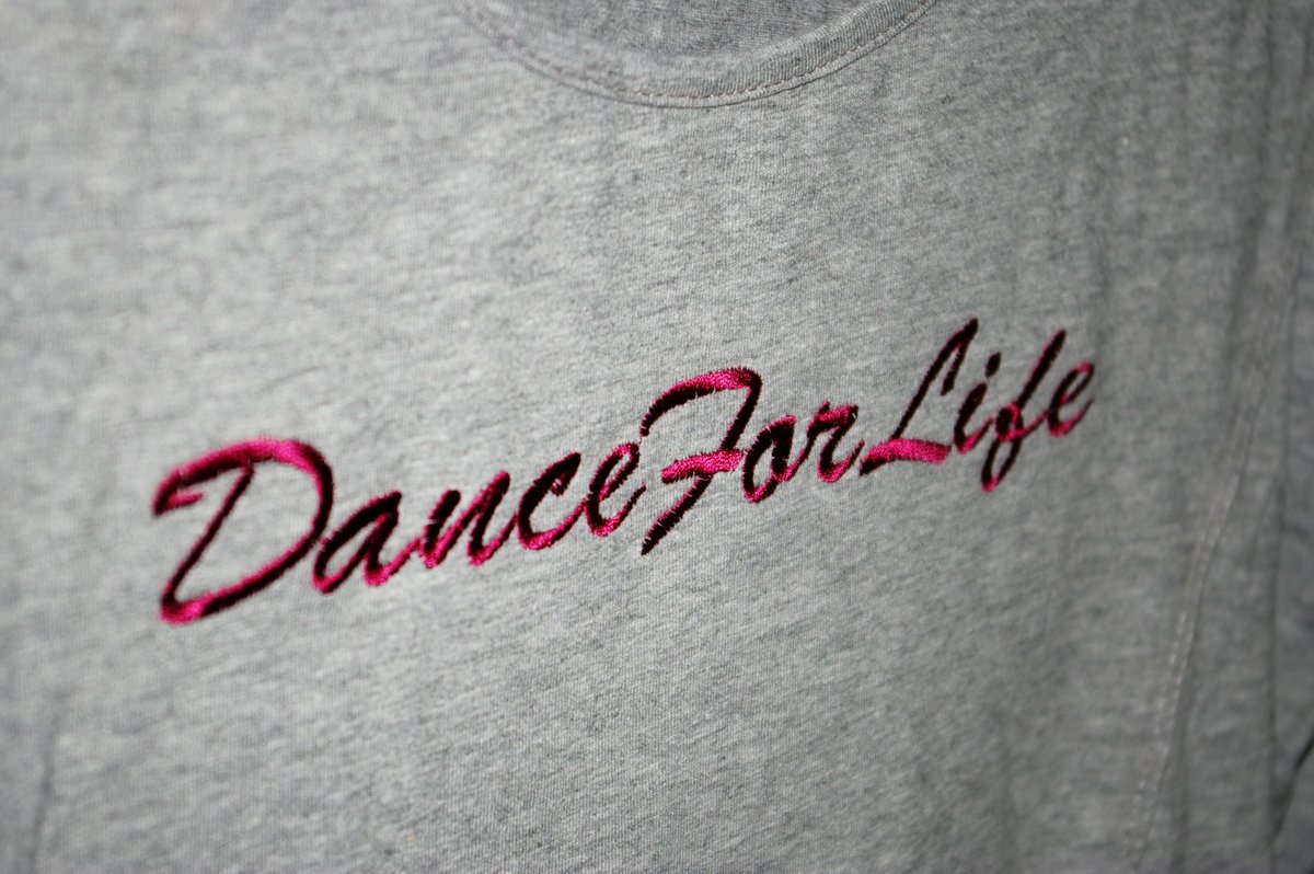 ¡BODIES DE NUESTRO MERCHANDISING! (Precio por privado) 
Varios colores.