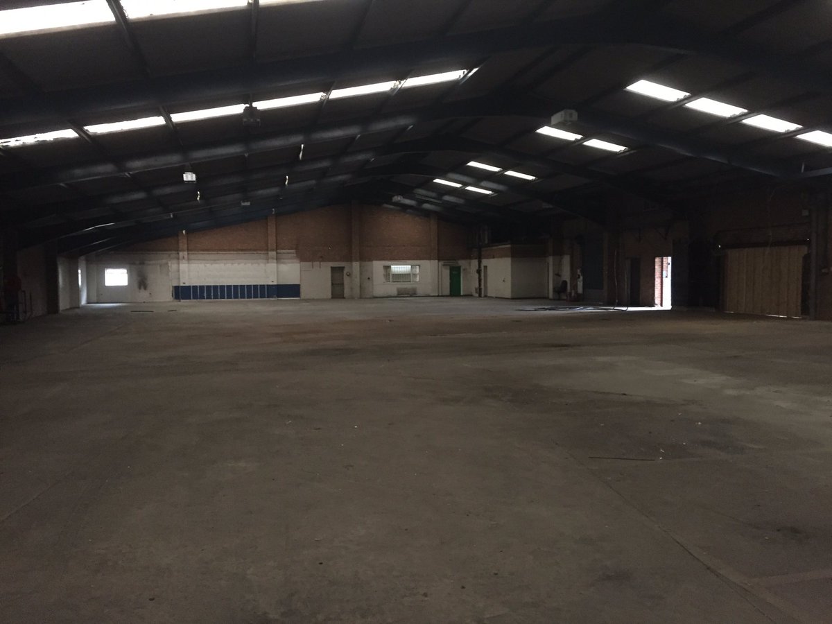 TimP_H's tweet photo. Out looking at a new potential showroom and service centre location @SMC_Cars #blankcanvass #tickstheboxes #vision https://t.co/fZHpD4r1u2