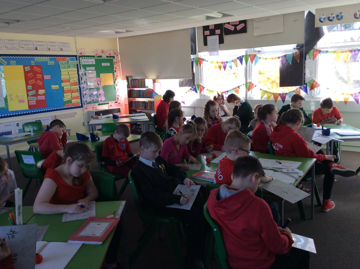 TheParksY6class's tweet photo. 💚💚The very best attitudes to learning today @TheParksAcademy. Greater depth % and @thirdspacetweet today 💚💚@Mrs_ACarlin https://t.co/LX2vONkRXE