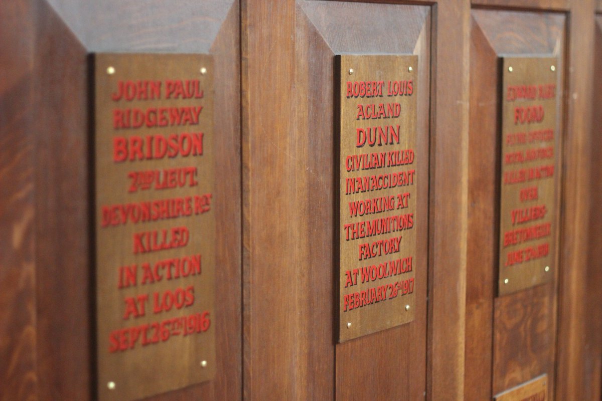 TeddiesRhubarb's tweet photo. Commemorative plaques are installed in the school Chapel https://t.co/fLfAXnCABV