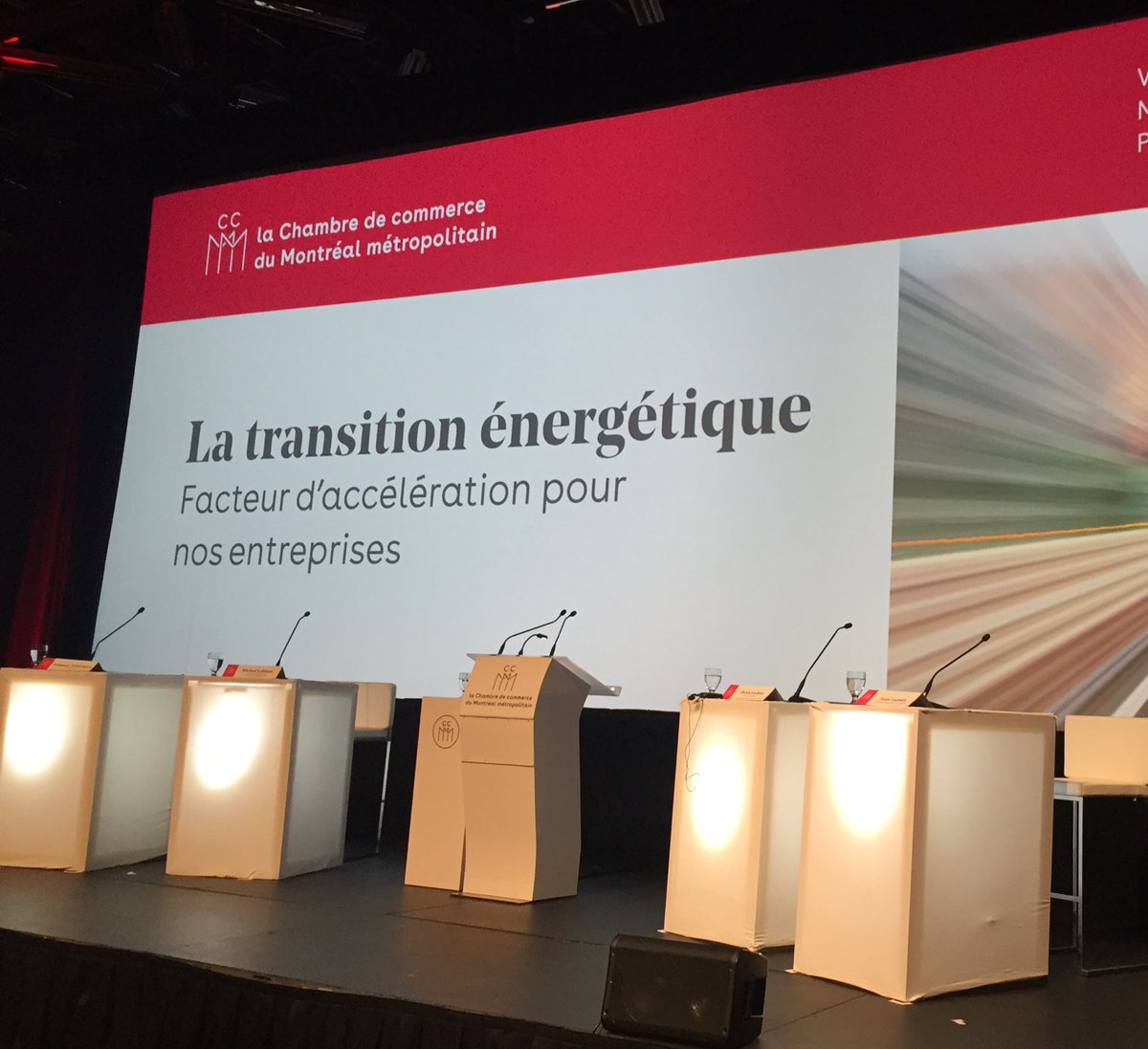 phcouillard's tweet photo. Je prononcerai en direct sur #Facebook à 7h30 une allocution sur la transition énergétique du #Quebec @chambremontreal #polqc https://t.co/72FxpeoptY