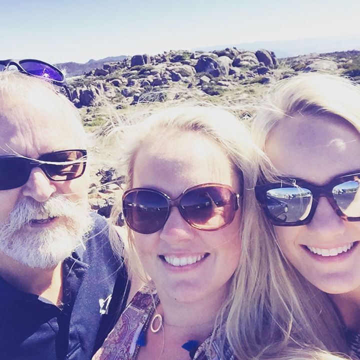 clairebarts's tweet image. Missing my fambam! @_.emmarose._ 
#somuchforehead #devlins