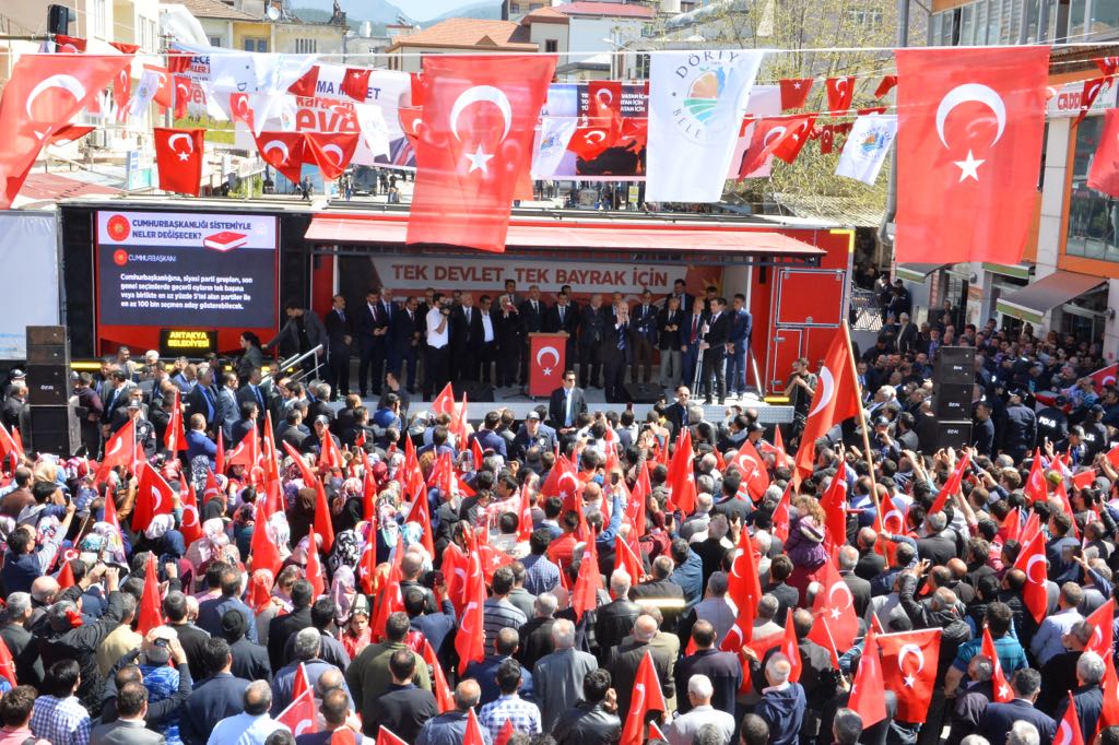 suleymansoylu's tweet photo. Güçlü meclis, denetlenebilir bir yürütme, bağımsız ve tarafsız bir yargı ile milletin iradesinin hakim olduğu bir yönetim sistemi için #EVET https://t.co/lFLShOGr5P