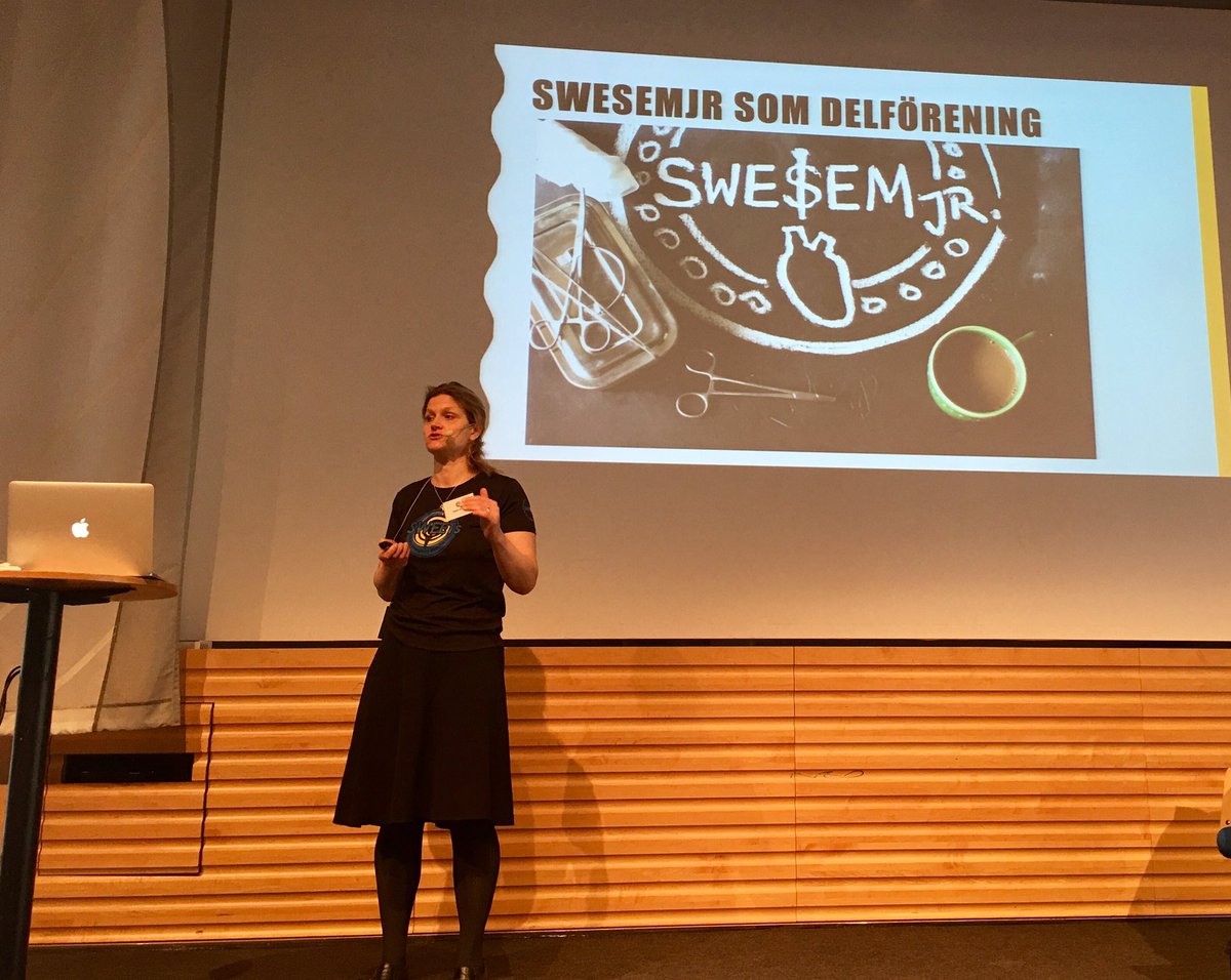 FOAMedup's tweet photo. .@SWESEMjr väljs in som delförening i #SWESEM under årsmötet. @CrazycatladySE &amp; @KatSveaStevens ser med tillförsikt på framtiden. https://t.co/ZpQwRtFknC