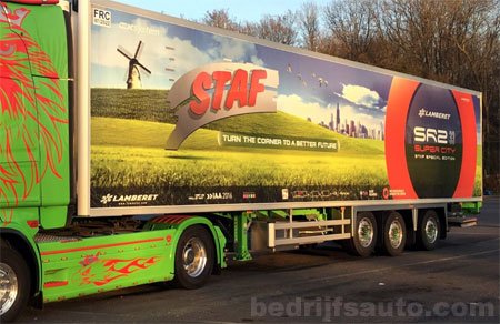 Reboque refrigerador com um monte de espaço interno bedrijfsauto.com/product_Lamber…