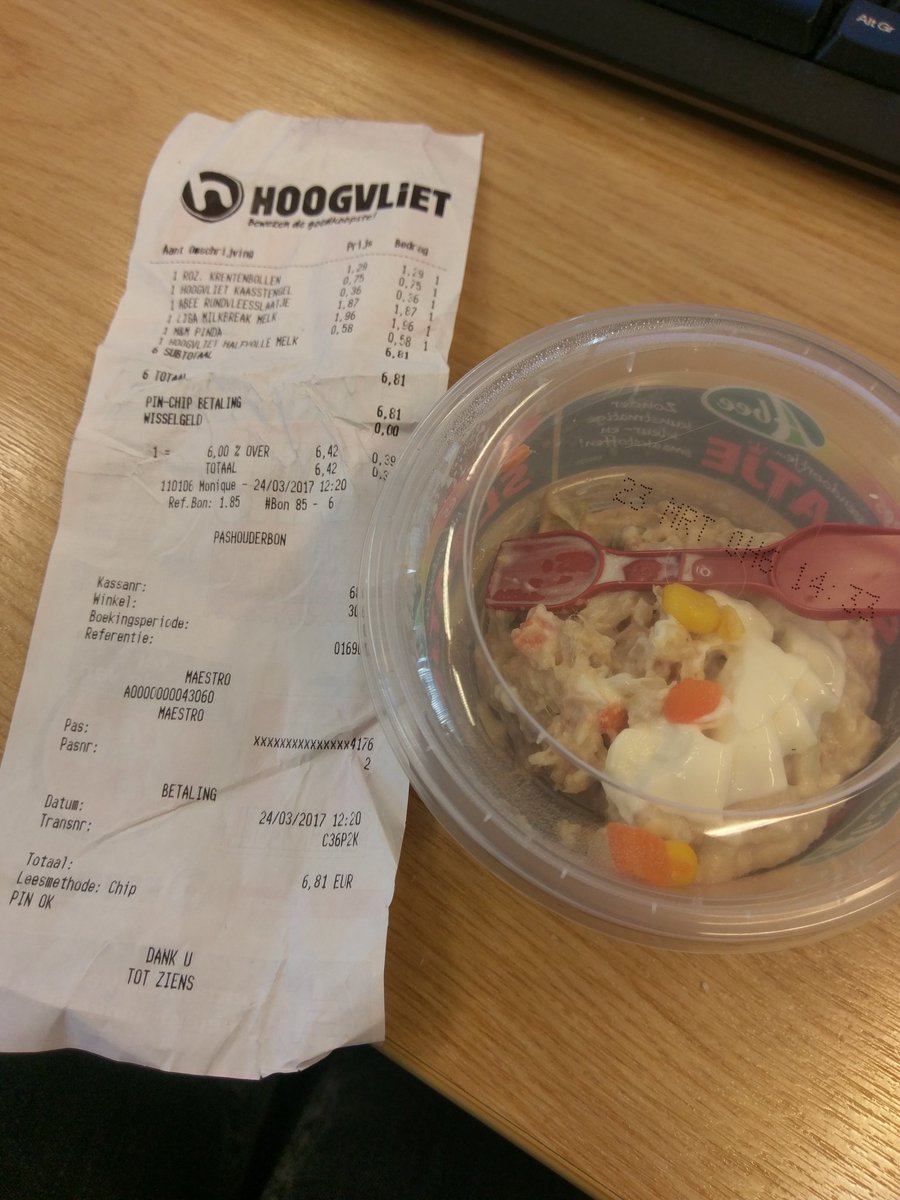 Hoi <a href="/Hoogvlietsuper/">Hoogvliet supermarkt</a>! Ik heb net een slaatje gekocht, maar deze bleek over de datum. Smaakte zuur en heb hem weg moeten doen 🙁. #notsatisfied