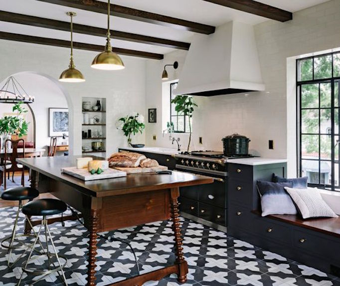 InDesignIndia's tweet image. Did anyone have seen BECKI OWENS site. You can find interesting interior designs of bedroom, living room, kitchen etc 
#interiorstyle