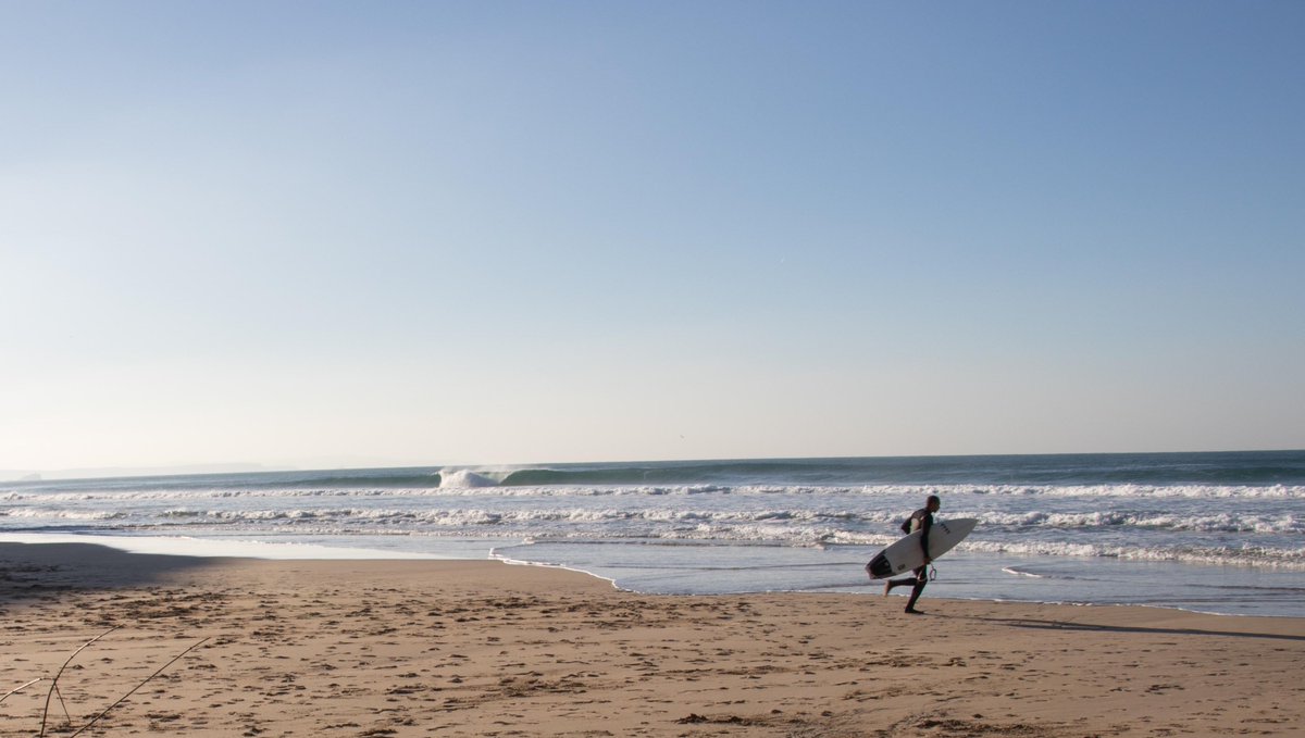 millyandmartha's tweet photo. I’ve been thinking about surfing a lot recently! Have you? #realcornwall #surf https://t.co/n5HmHH3lKh