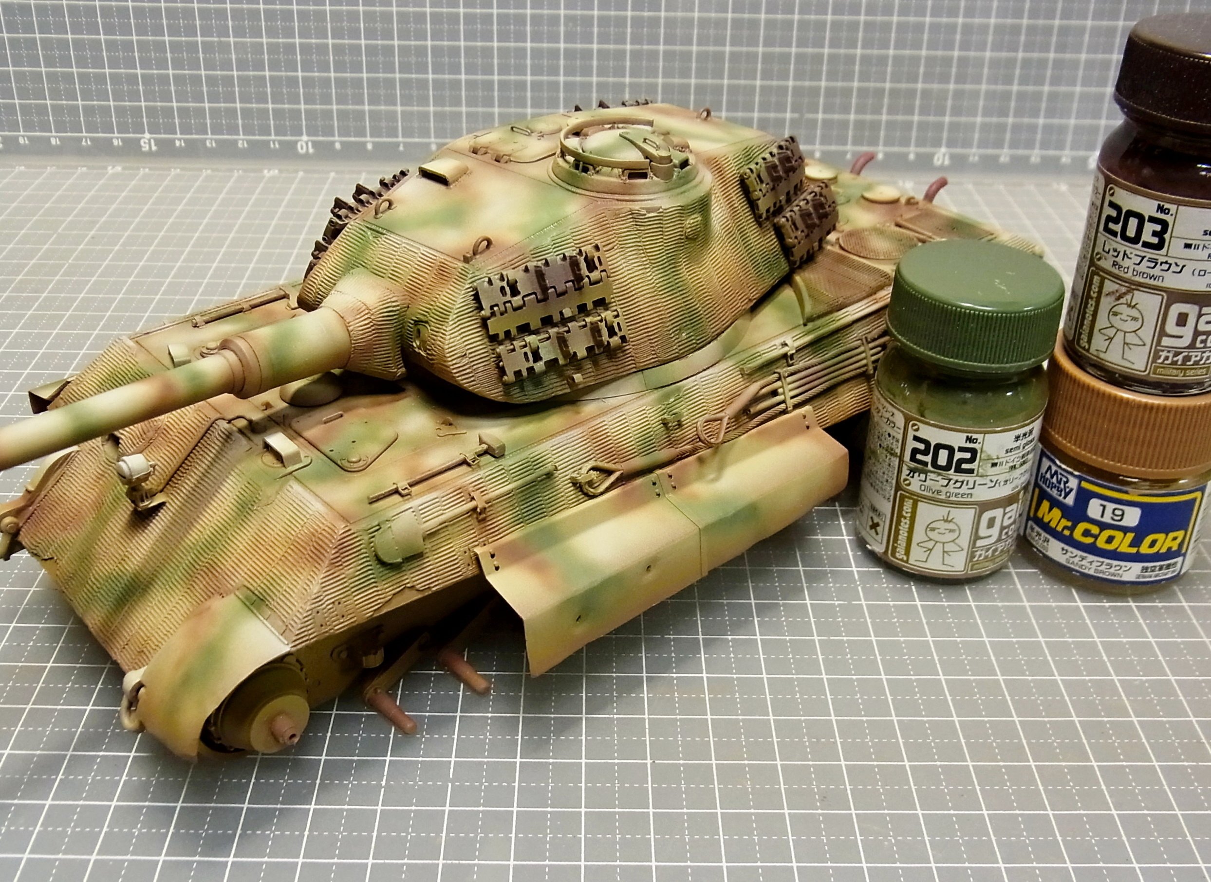 キングタイガー+塗料 ドイツ重戦車 キングタイガー