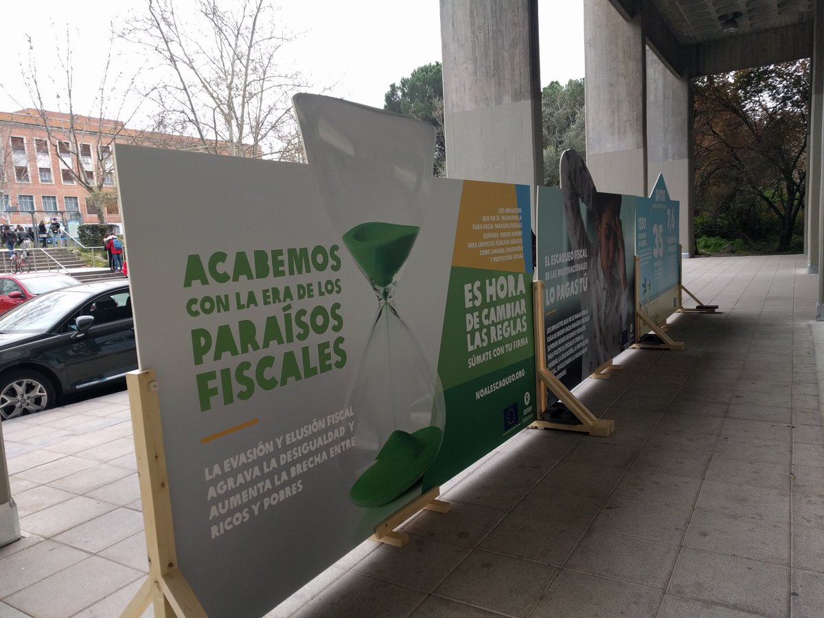 SoyActivista's tweet photo. Gracias a @casaestudiante por hacer posible la acción de esta semana en la UCM donde denunciamos el #escaqueofiscal de las grandes empresas https://t.co/jSuYEDpClm