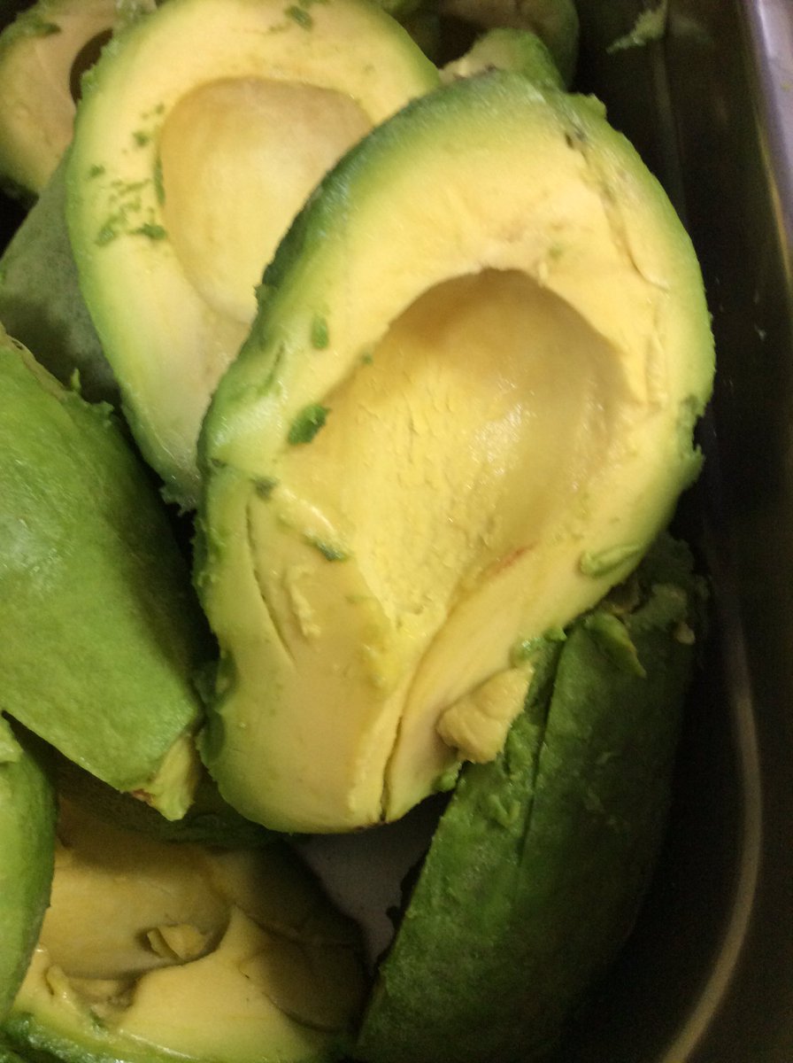 greencafeLDN's tweet photo. Lunch time ready #avocadolover https://t.co/WSv59jjr7X