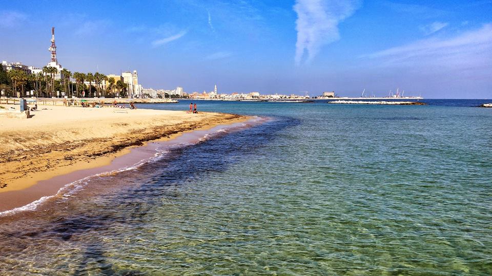 EdenPuglia's tweet photo. In quel di #Bari... una spiaggia dal nome un pò bizzarro, ma dall'acqua stupenda! #Paneepomodoro #TerradiBari ... https://t.co/C7pcfRxXqM