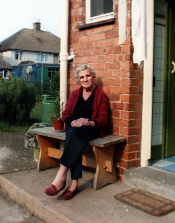 The most important photos in the world! dotellthebride.wordpress.com/2017/03/24/the…