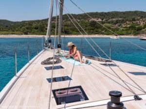 #Sailing #Yacht #Neyina for a #comfortable #sailing #experience buff.ly/2n3eArC