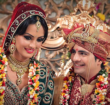 bharatmatrimony's tweet photo. #NishaRawal is the perfect partner for me: #KaranMehra (s:fb) @KaranMehraFan @Team_KaranMehra @_karanworld @NishaRawalMehra @TeamKaranMehra https://t.co/apS58dMK9A