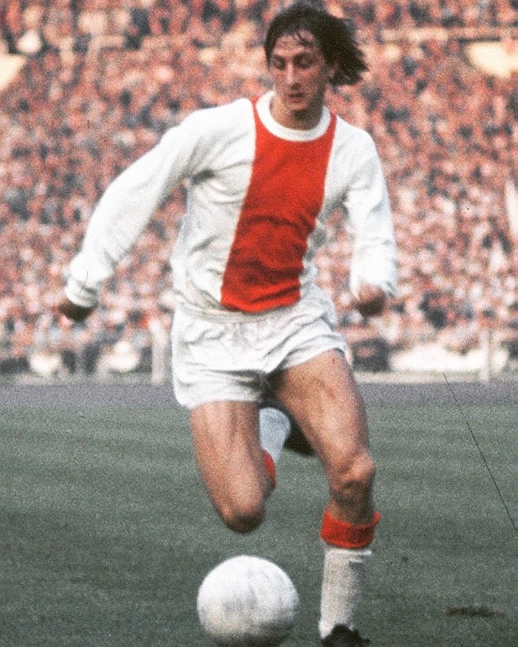 #cruijff #legend #rip #held alweer een jaar geleden.. "prima dat mensen Cruijff met God vergelijken, maar hij is nog steeds geen Cruijff"