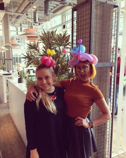 TheParlourBar's tweet photo. Work's boring, said who? #happyfriday #funandgames #canarywharf #barlife https://t.co/HpRmh7snyk