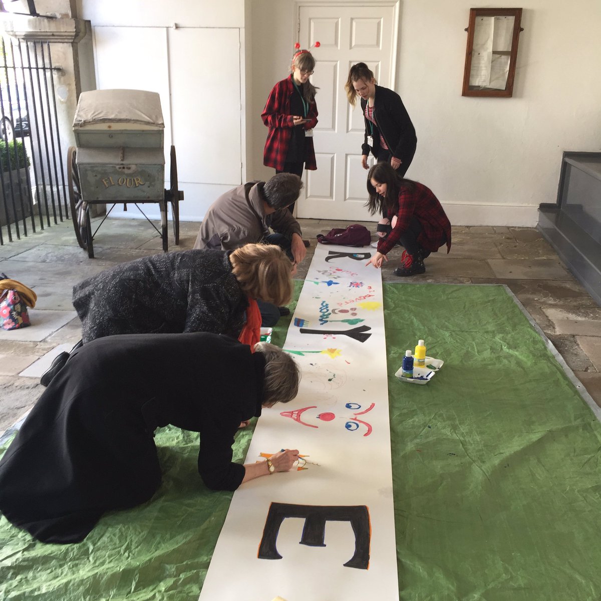 studio_PA's tweet photo. Collaborative art at Rye Town Hall in aid of Red Nose Day #RND2017 @ryestudioschool https://t.co/uzj89iIoCU