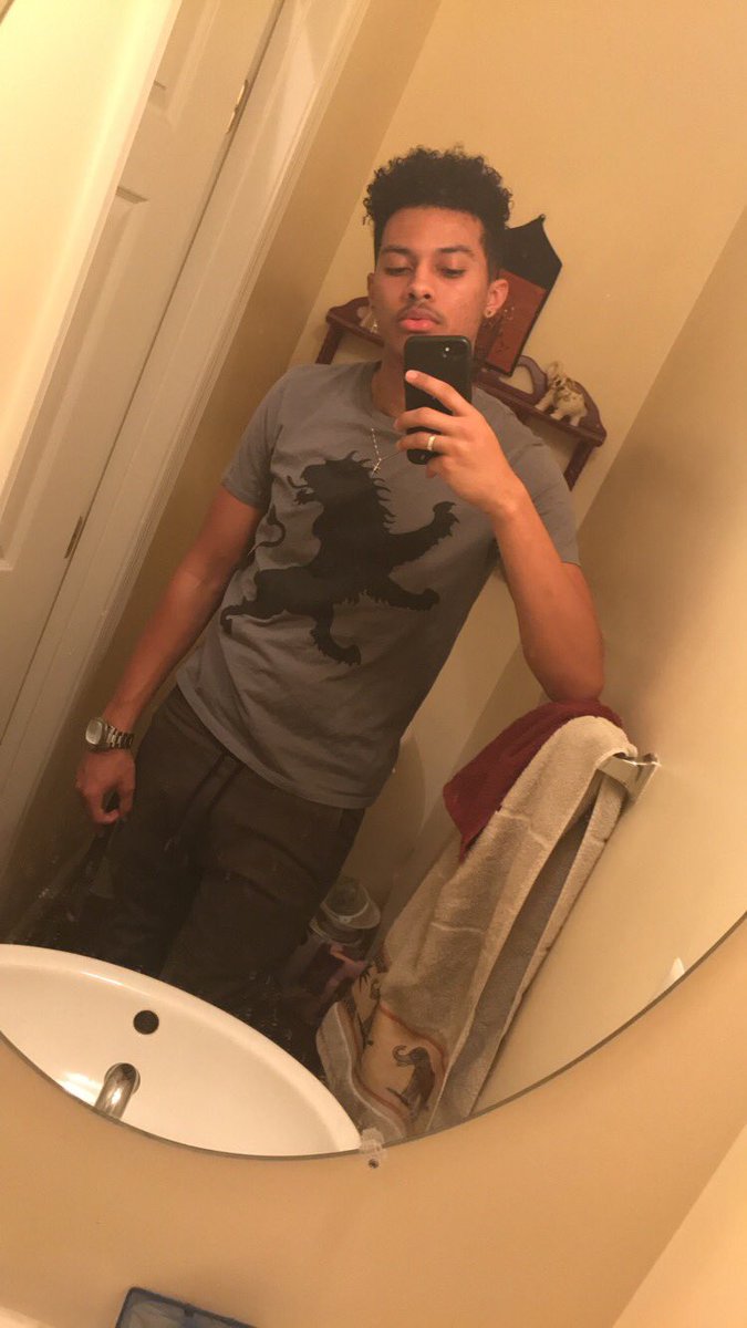 jaywillayx2's tweet photo. #AverageGuyTwitter because the mediocre need love too https://t.co/6rS8aHljF6