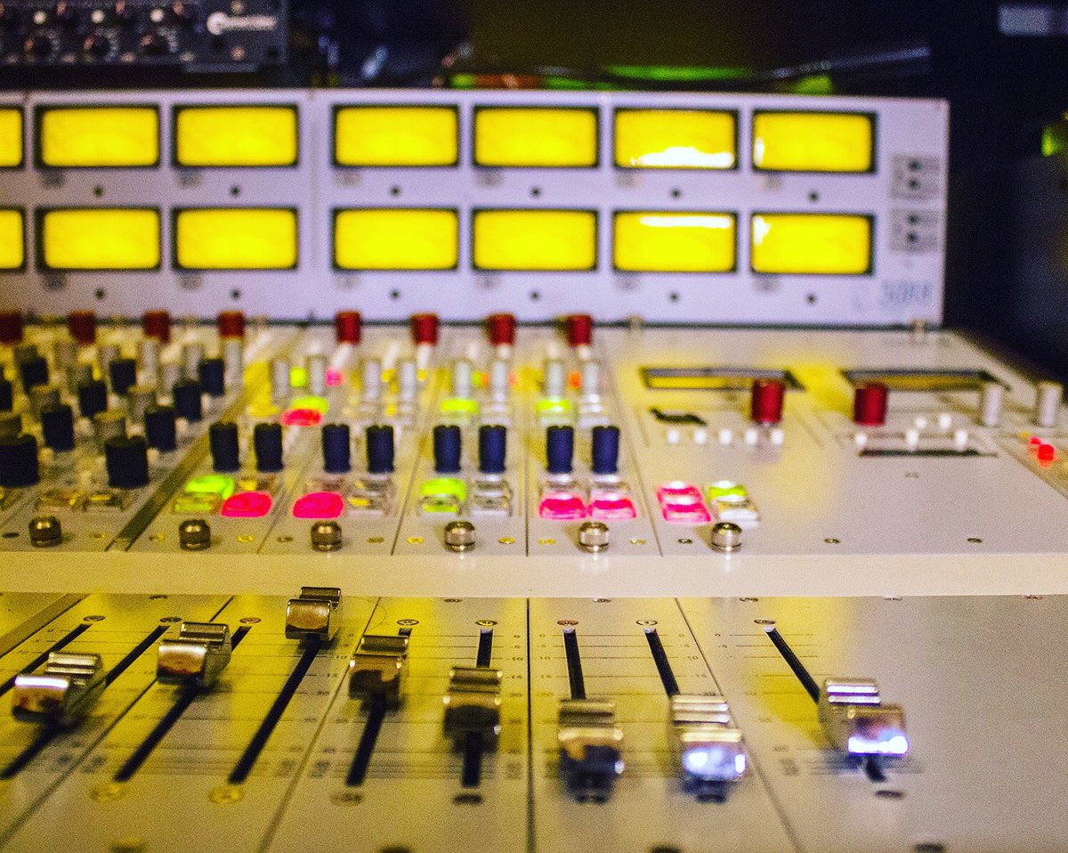 Rupert_Neve tweet picture
