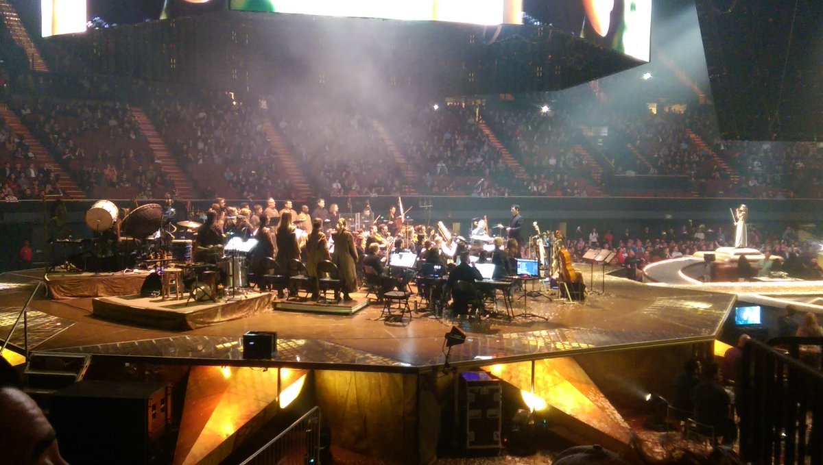 MontereyParkLib's tweet photo. Look #GOT fans, where #MPKLibCard was last nite? ⚔️🛡️ #GameofThronesLive #GOTForum #MusicIsComing #GameofThrones #FridayFeeling #librarylife https://t.co/qfHPw2YoDo