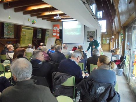 Auladanatureza's tweet photo. Curso de #Poda e #inxerto 2017-º, Universidade Popular na @Auladanatureza do @OurenseConcello, impartido X @RosendoLuis1 #educación https://t.co/WkDGAZiXbF