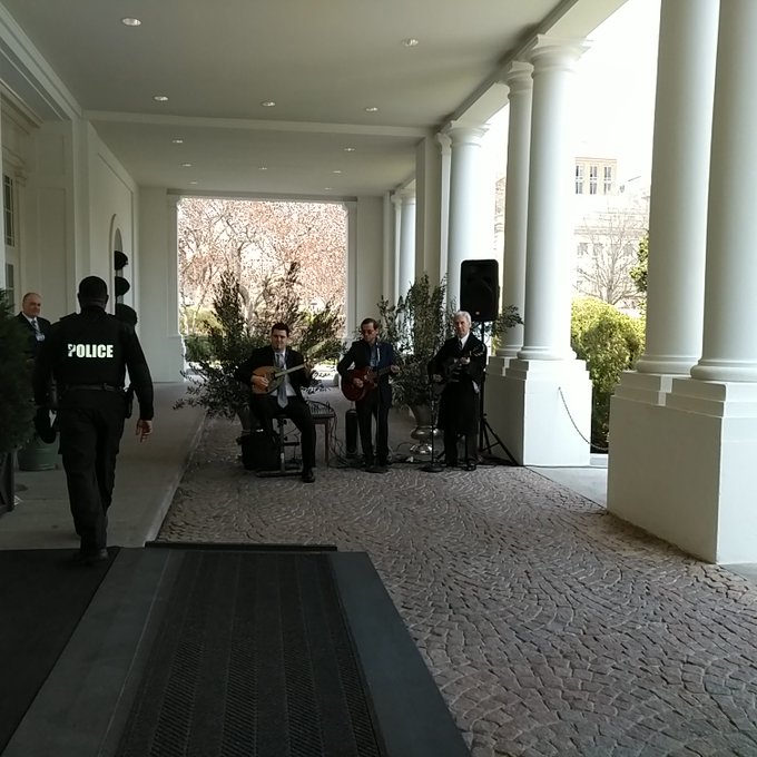 Προβολή εικόνας στο Twitter Προβολή εικόνας στο Twitter