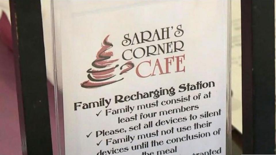 ABC's tweet photo. Pennsylvania restaurant offering discount for people who enjoy phone-free meals with their loved ones. https://t.co/iwM1DIA6KY https://t.co/D6FeOqbWGE