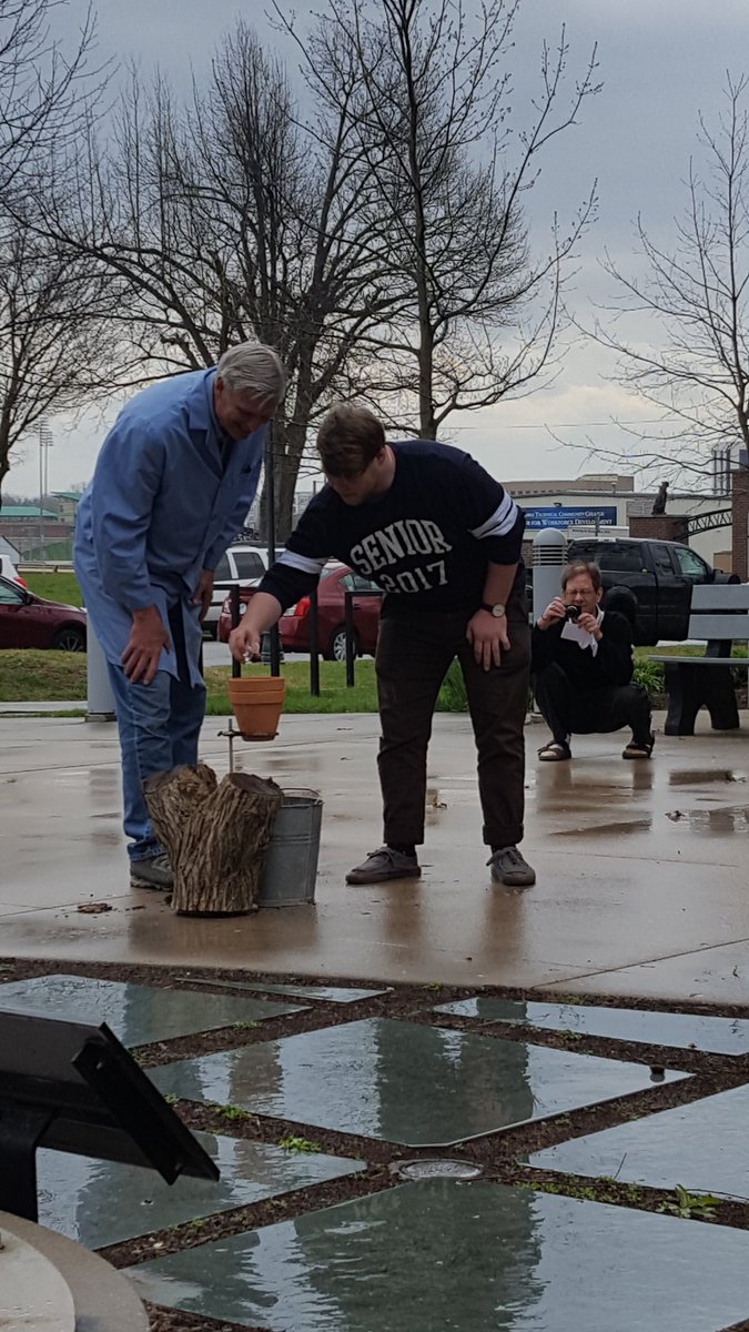 GHS_ScienceTeam's tweet photo. Our own Caleb helps Drury Professor with thermite reaction at Chemistry Olympiad @DruryUniversity https://t.co/RBAo4gAg5N