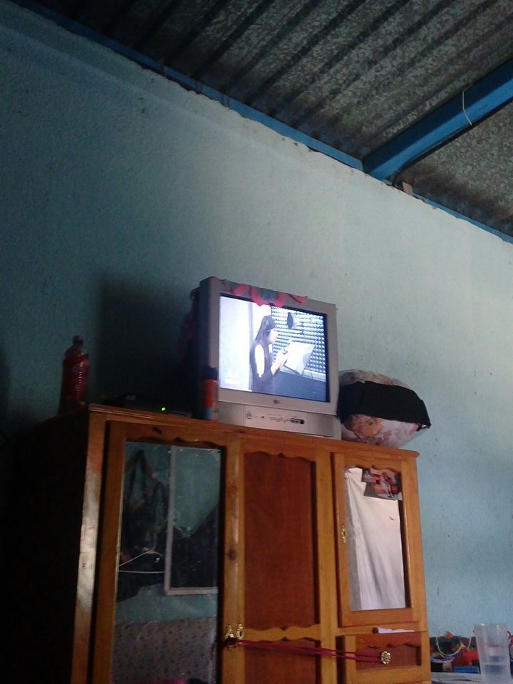 EsmeManuel1's tweet photo. Viendo @ingridcoronado los blooper @rikardocasares @VengaLaAlegria @elcapiperez https://t.co/iIUFfMZm4d