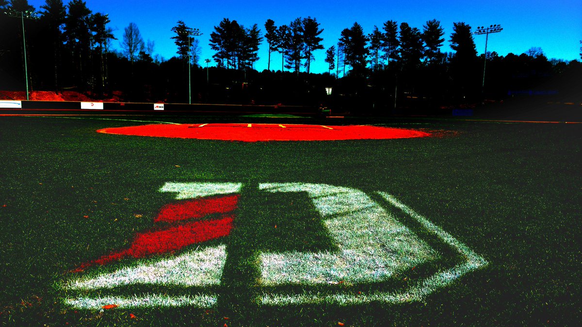 LMancuso7's tweet photo. Back at it again #GoCats #CatsAreWild #DCBSB https://t.co/KLysF5F0mG