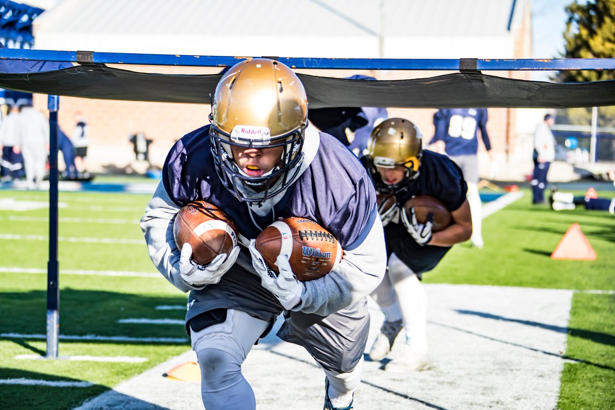 MSUBobcatsFB's tweet photo. Spring Practice #2 📷

#BobcatSpring17
#BlueCollarGoldStandard https://t.co/4i6l0Nn1Qj