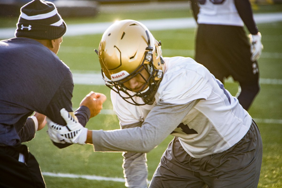 MSUBobcatsFB's tweet photo. Spring Practice #2 📷

#BobcatSpring17
#BlueCollarGoldStandard https://t.co/4i6l0Nn1Qj