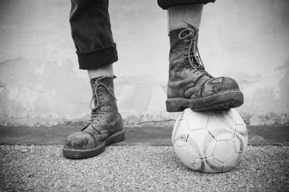 Ultramaniatics_'s tweet image. #FF @PyroManiaticss @itsultralife @wscsm1 @avanti_ultras89 @Ext_Supporters @Pan_Avanti @G13UWS @BastienPoupat @xavier_coulant