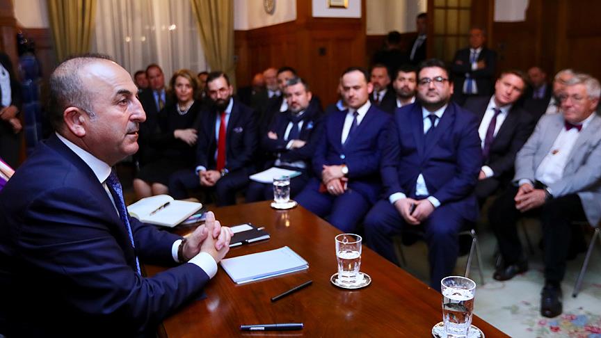 PDTurkeyArabic's tweet photo. وزير الخارجية #جاويش_أوغلو: #تركيا باتت أكثر استقلالًا والأوروبيون لا يتقبلون ذلك 

https://t.co/5GHQzYkUy2 https://t.co/MkmzHgNBV4